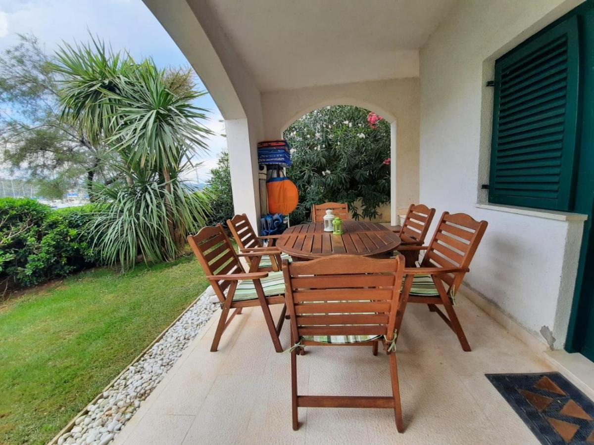 Apartments Olea Marina Dış mekan fotoğraf