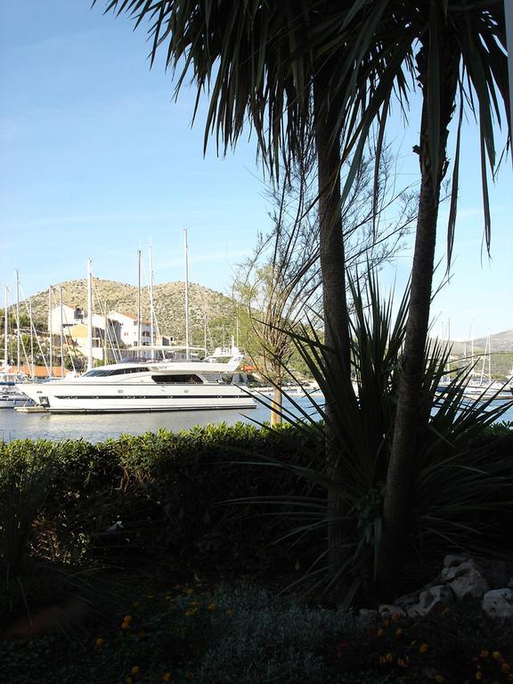 Apartments Olea Marina Dış mekan fotoğraf